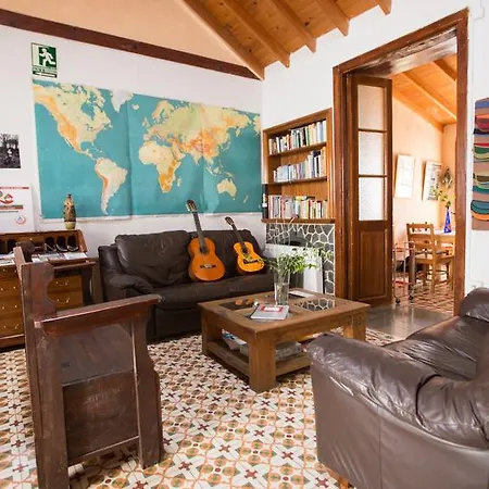 La Terrera Youth Hostal La Laguna (Tenerife)